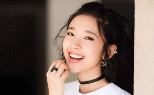 娱乐吃瓜君 唐艺昕,娱乐圈的甜蜜瓜果,揭秘她的爱情与事业